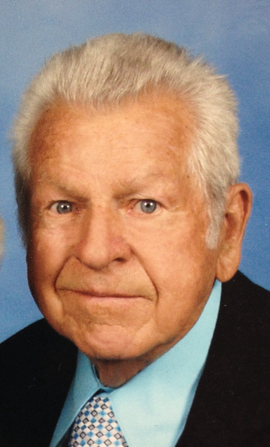 Conrad Ray Fox, age 83, of the Wittenburg Community, Taylorsville went to his Heavenly home on Thursday, December 26, 2013 at his residence following a ... - conrad-fox